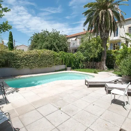 Holiday home Palmeira, Piscine - Parking - Clim Arles
